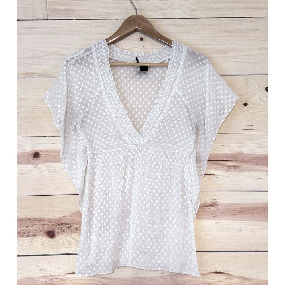 Kylee Swiss Dot‎ Blouse Women's Medium White V Neck Empire Waist Flutter Sleeve